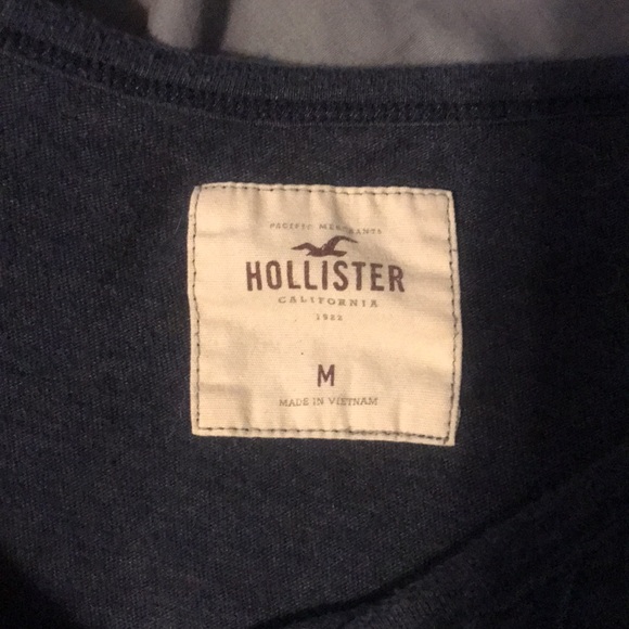 Off the shoulder shirt - Picture 2 of 2